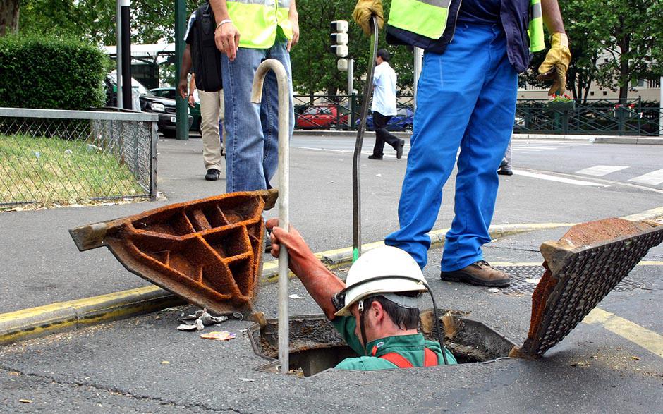 comment déboucher un lavabo Paris 14